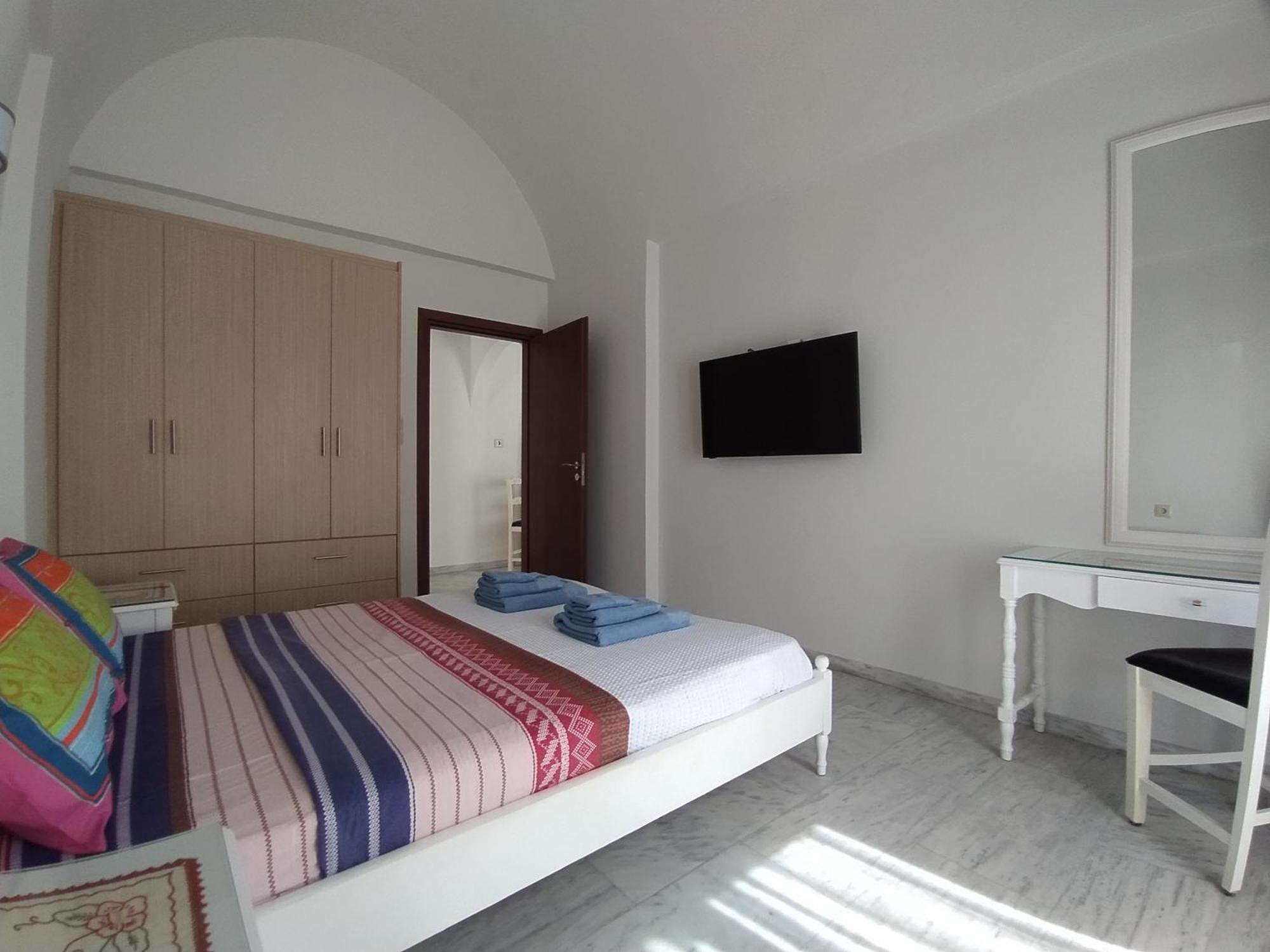 Chariot Apartments Santorini Kamári Exteriér fotografie
