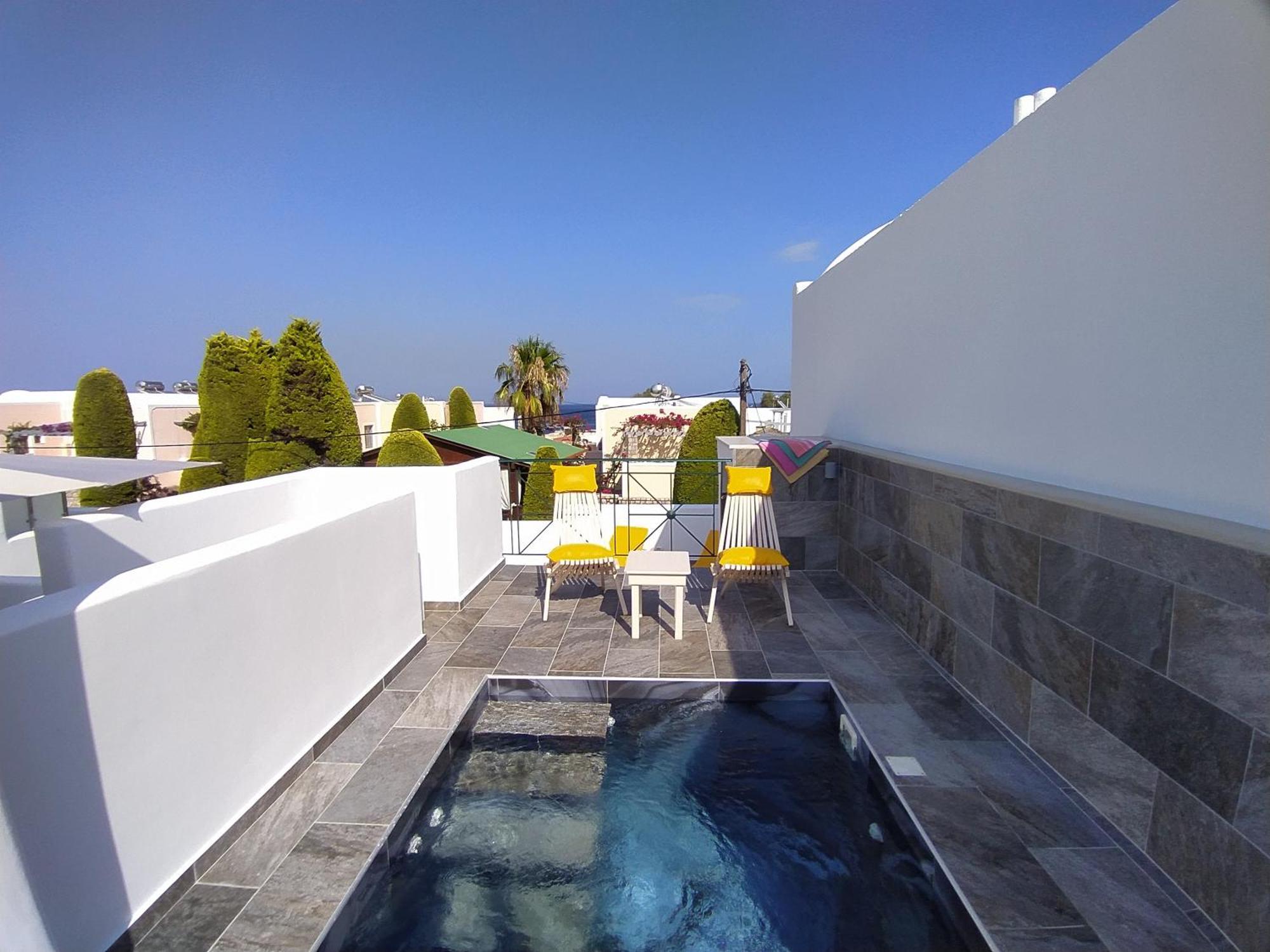 Chariot Apartments Santorini Kamári Exteriér fotografie